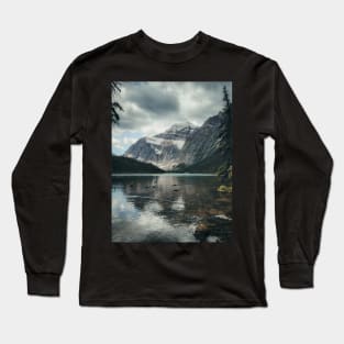 Jasper National Park Mountain Snowy Peak Photo V3 Long Sleeve T-Shirt